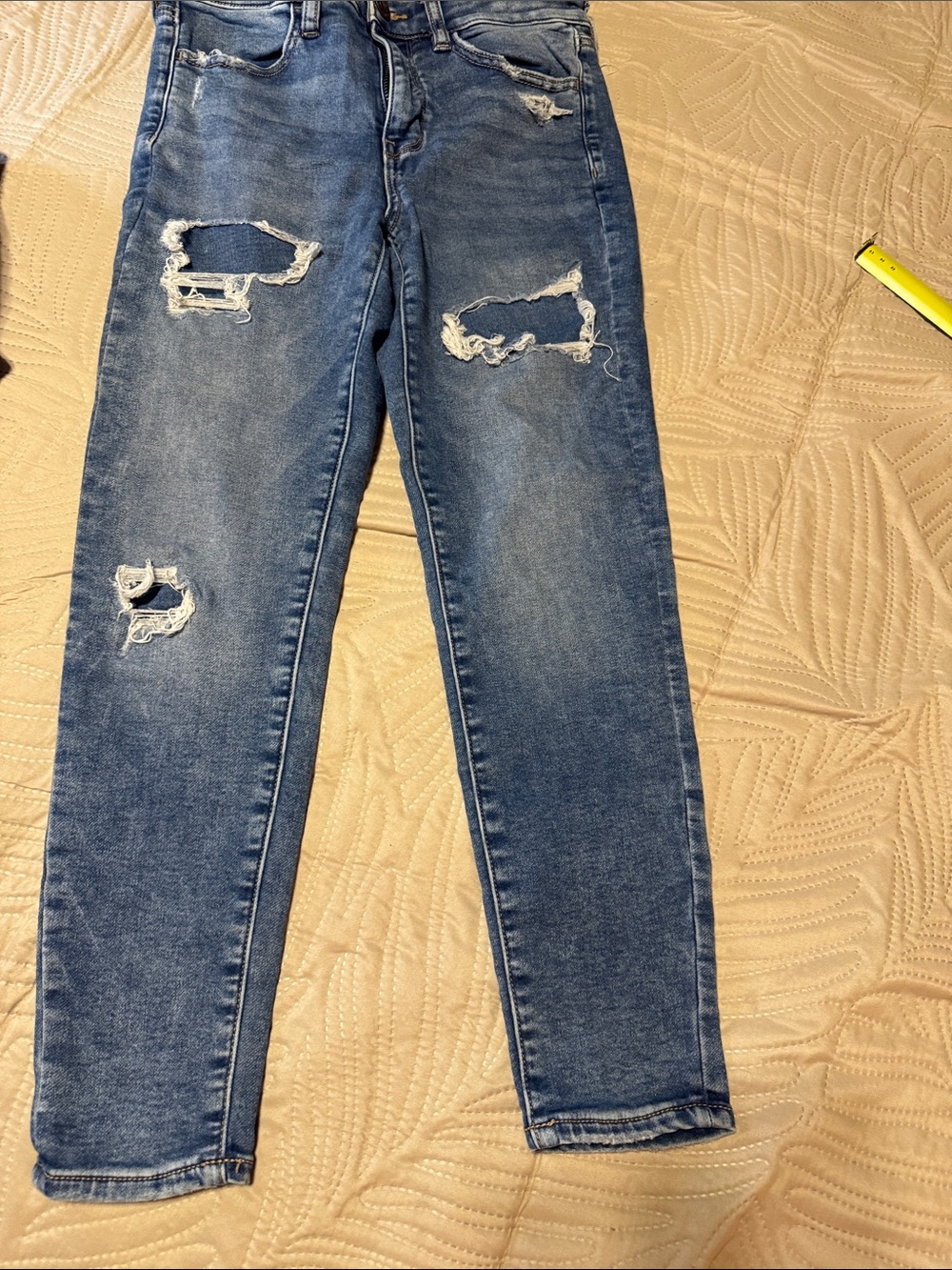 American Eagle Boys Distressed Blue Jeans - Casual Slim Fit size 4
